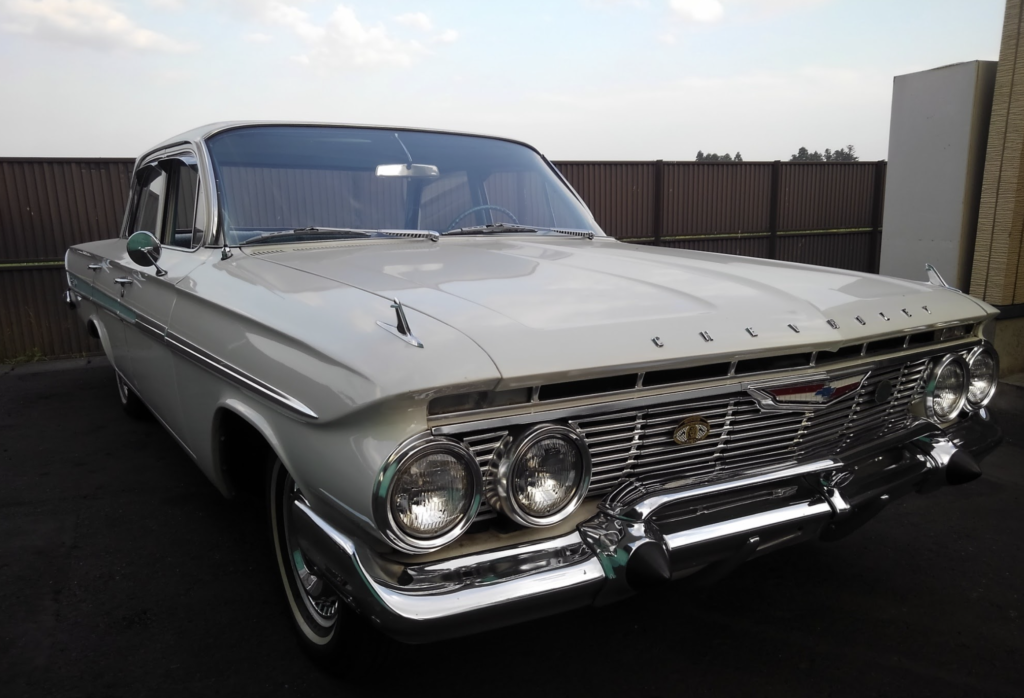 1961 4DOOR IMPALA